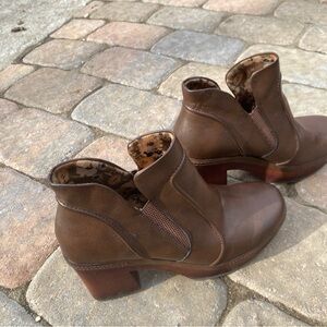 Gently worn 😍Korks kork-ease Robin clogged heeled bootie